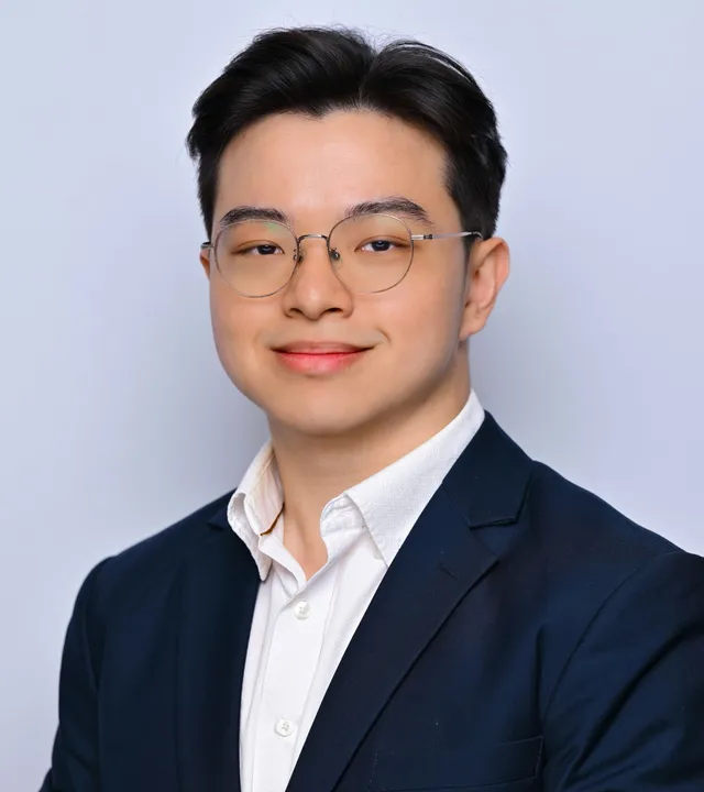William Tanex, Co-founder · Operations & Expansion